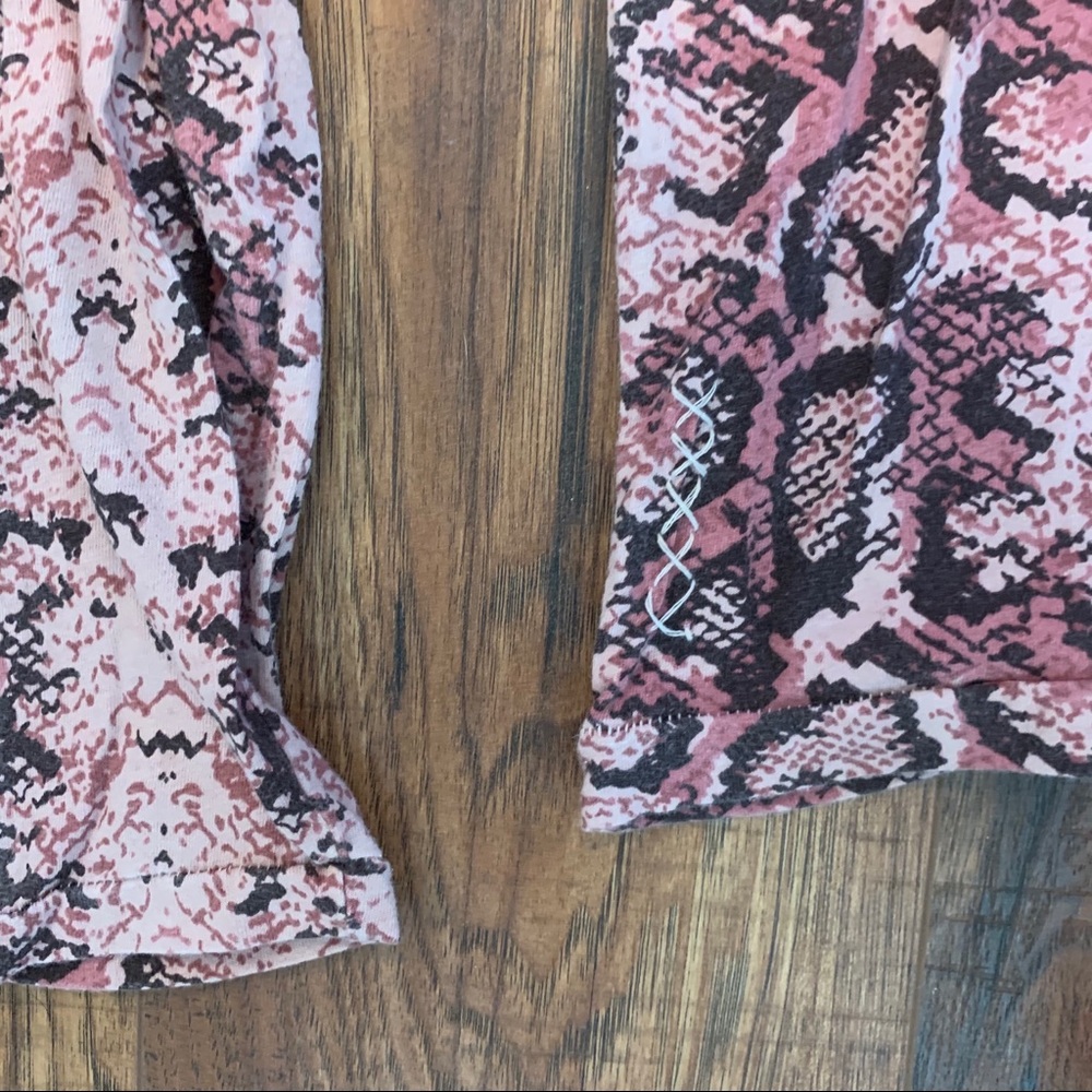 Ragdoll Cropped Long Sleeve Tee Rose Python S - image 4